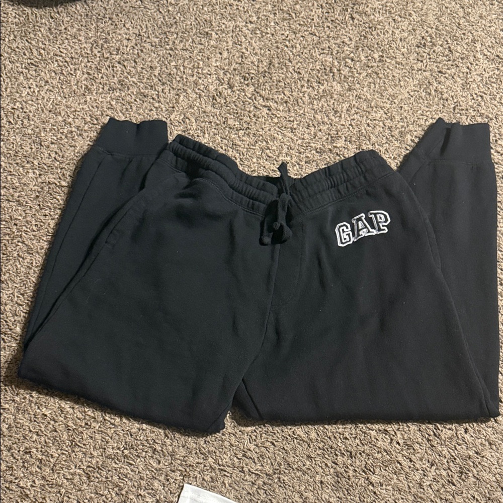GAP Black Jogger Sweatpants – Size Large